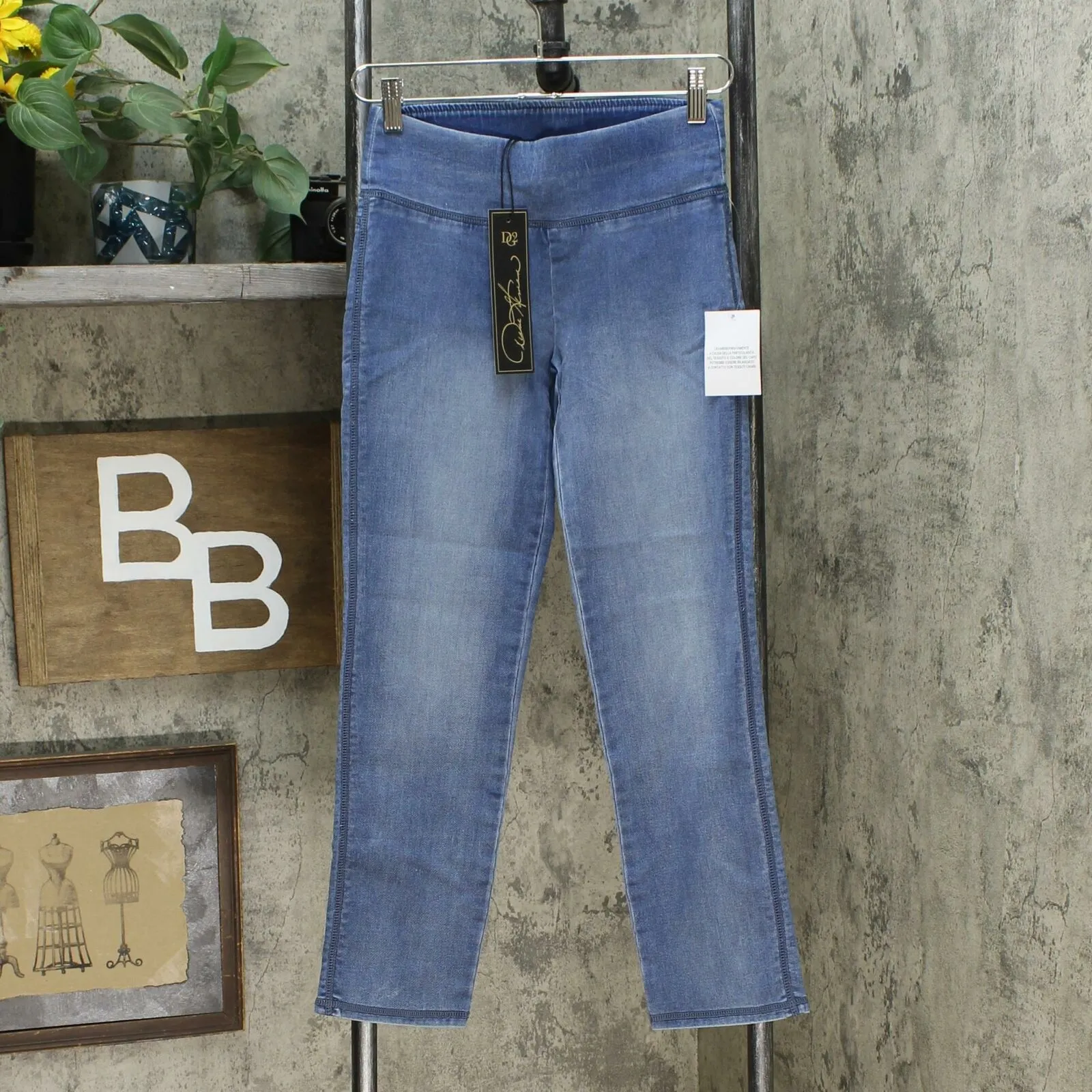 DG2 by Diane Gilman Women's Petite Tapered Comfort Stretch Jeggings