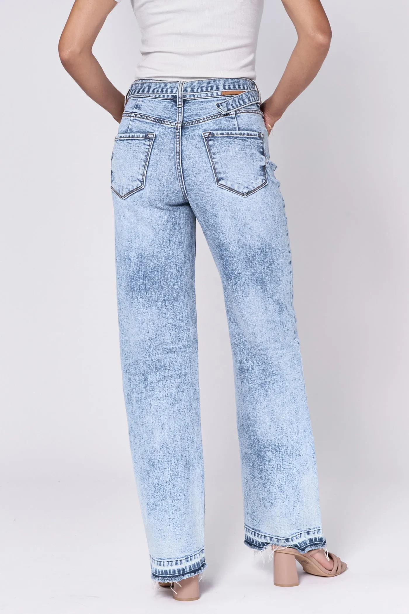 HOLLY HIGH RISE TONAL FRAY HEM STRAIGHT JEANS RENDON