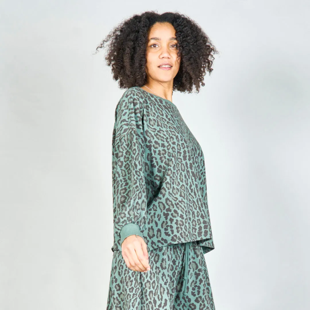 Leopard print long-sleeve top wholesale