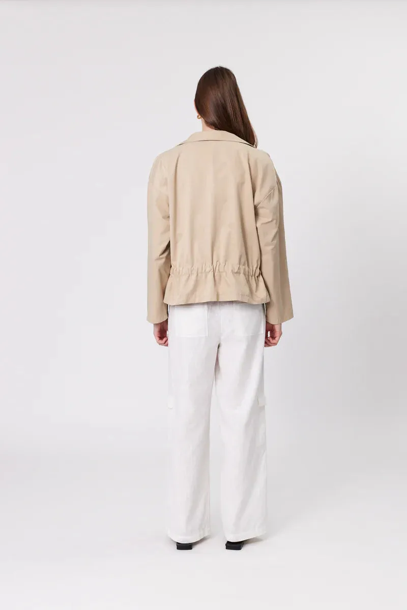 Olympus Short Trench - Camel