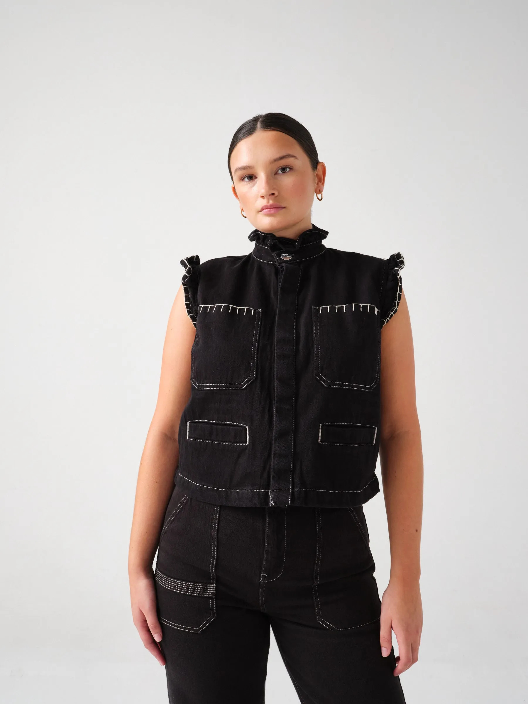 Pablo Vest in Black Denim