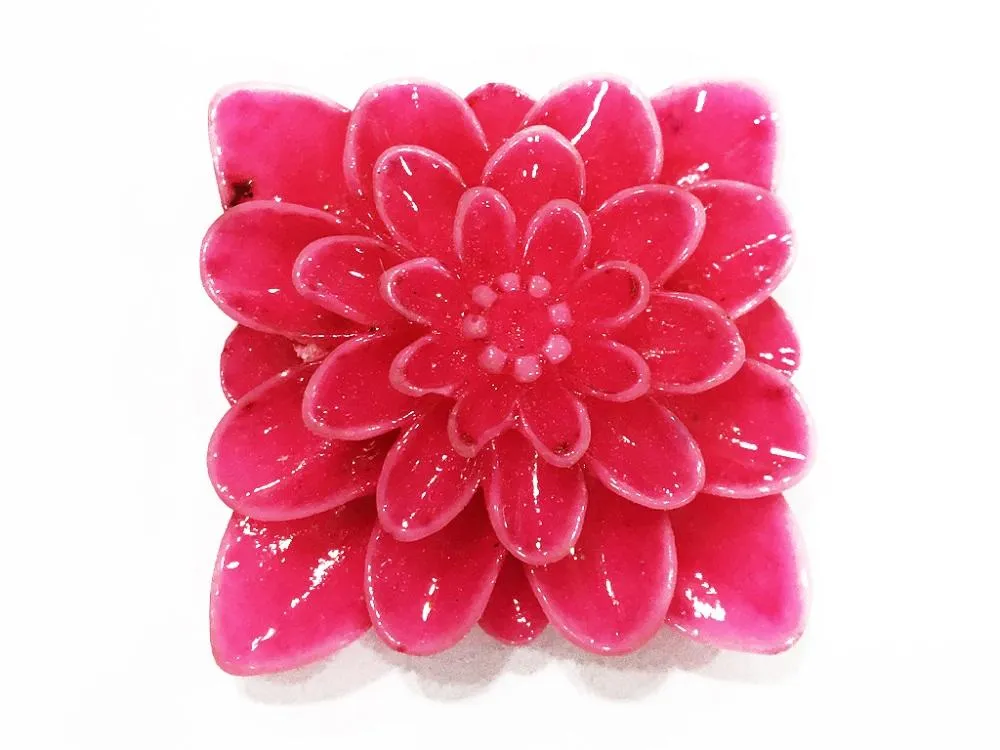 Pink Square Resin Flower Stones (With Hole- 32x32 mm)