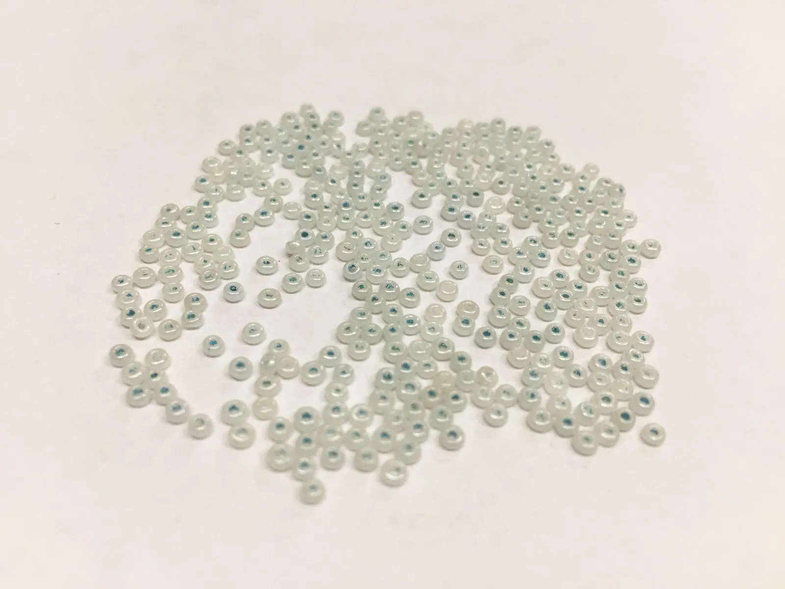 Premium Cream Blue-Inside Round Rocaille Glass Beads 11/0 (Wholesale)