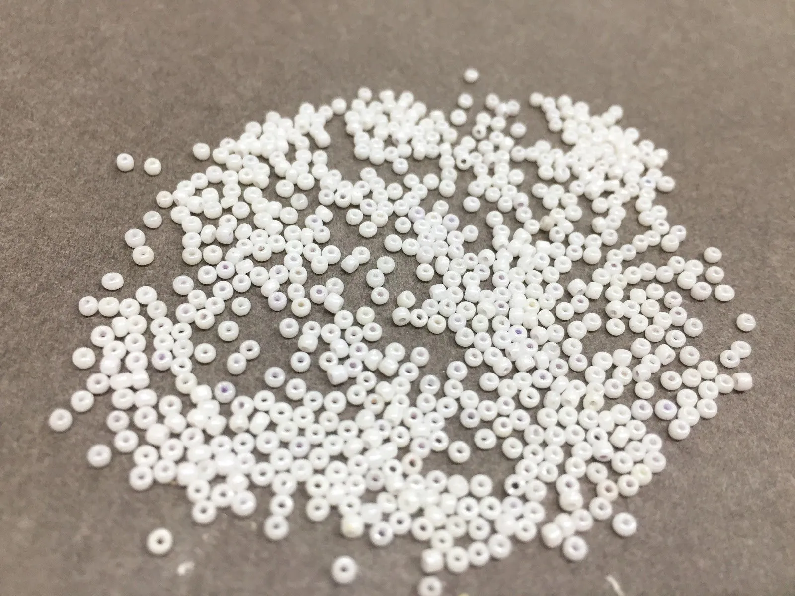 Premium Milky White Lustre Round Rocaille Glass Seed Beads 11/0 (Wholesale)