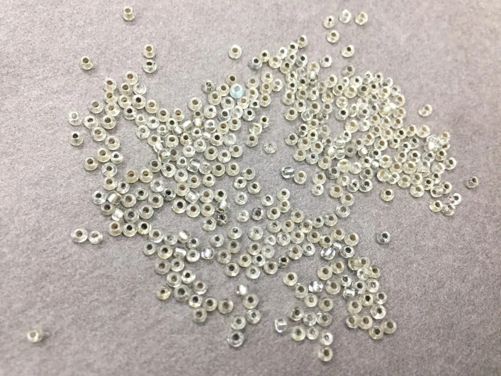 Premium White Silverline Round Rocaille Glass Seed Beads