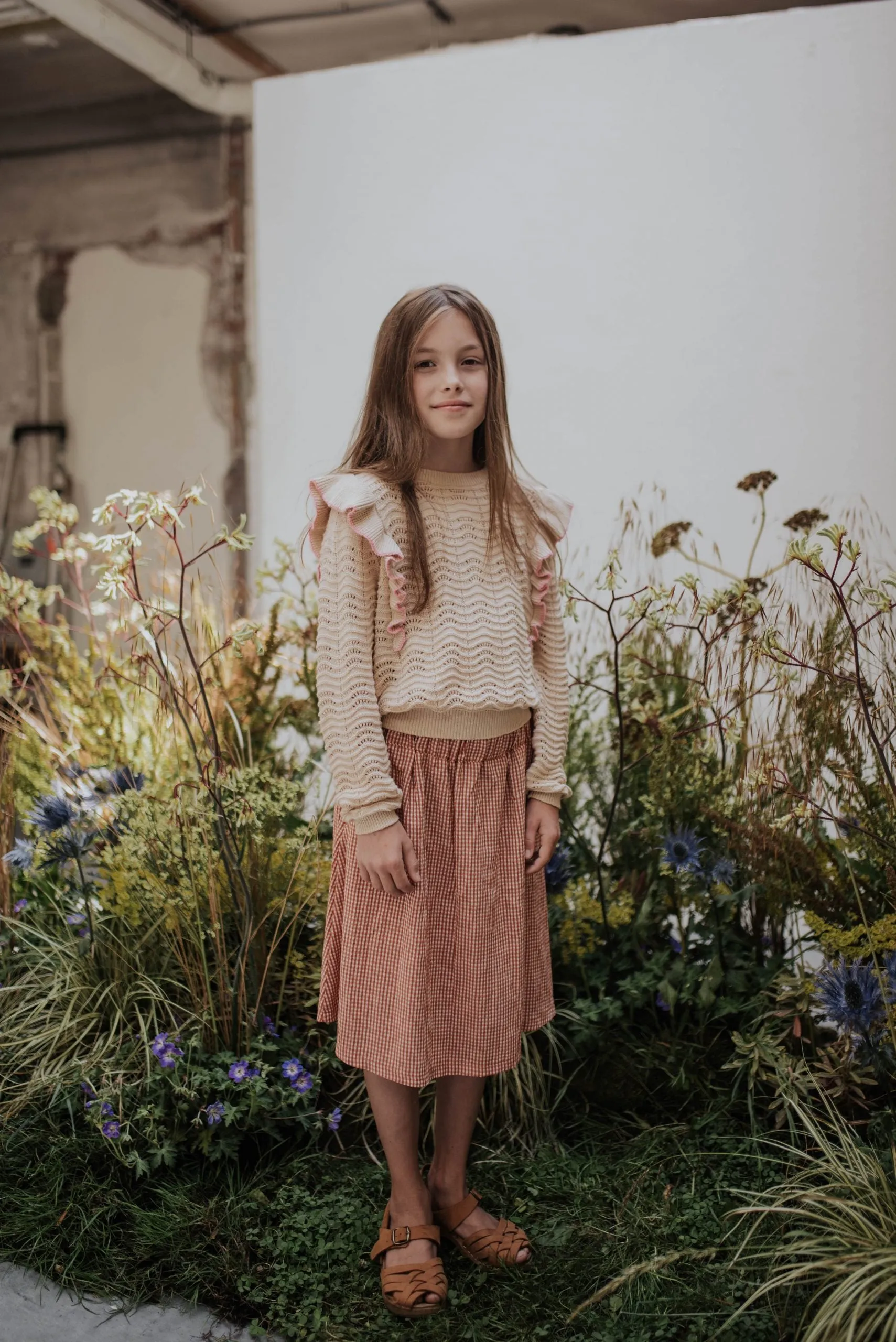 Sweater Ruffle Knit Warm Chocolate