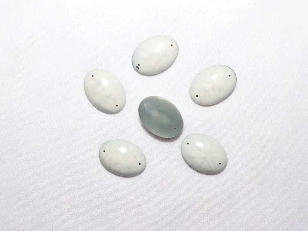 White Designer Oval Plastic Stones - 18x25 mm