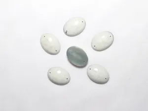 White Designer Oval Plastic Stones - 18x25 mm